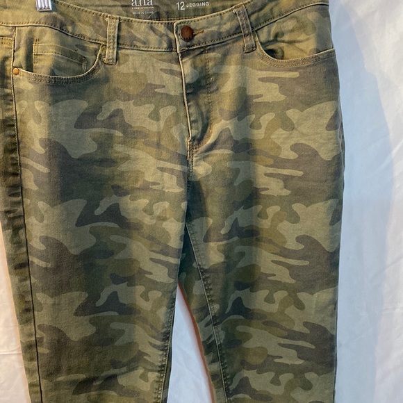 A New Approach (a.n.a) Camo Jegging 12 - Picture 4 of 4